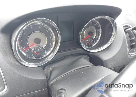 2011 Chrysler Town & Country Touring-L from USA, damaged, VIN 2A4RR8DG5BR734056